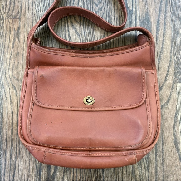 Vintage Coach British tan leather Taft shoulder bag - Picture 2 of 16